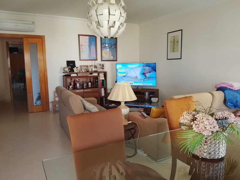 Arrendo casa T3 em vialonga