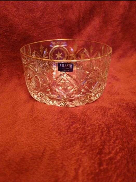 Vista alegre nova nunca usada