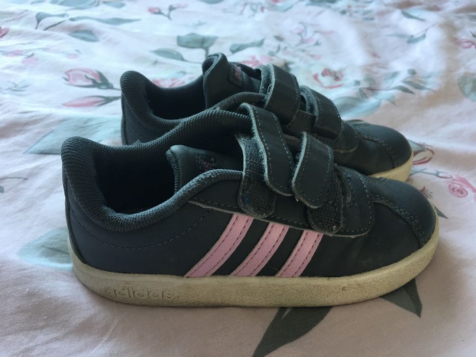 Adidasy dla dziewczynki