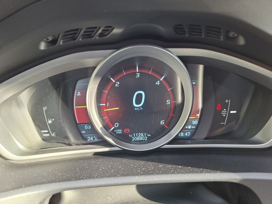 Volvo v40 D4 Cross Country