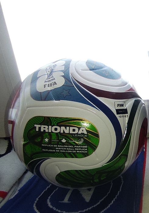 Piłka Adidas Trionda MŚ 2026 NOWA
