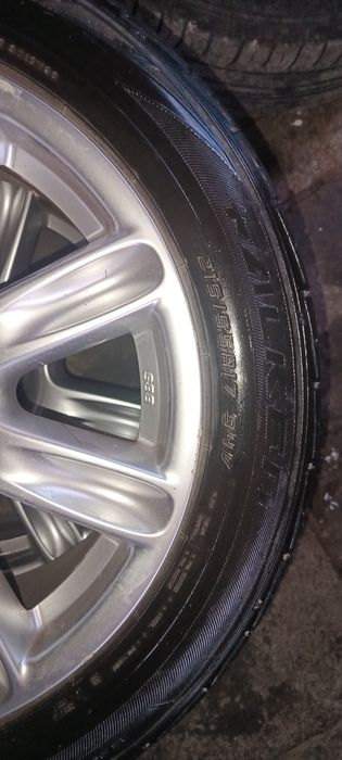 Обміняю резину 215/55 R17