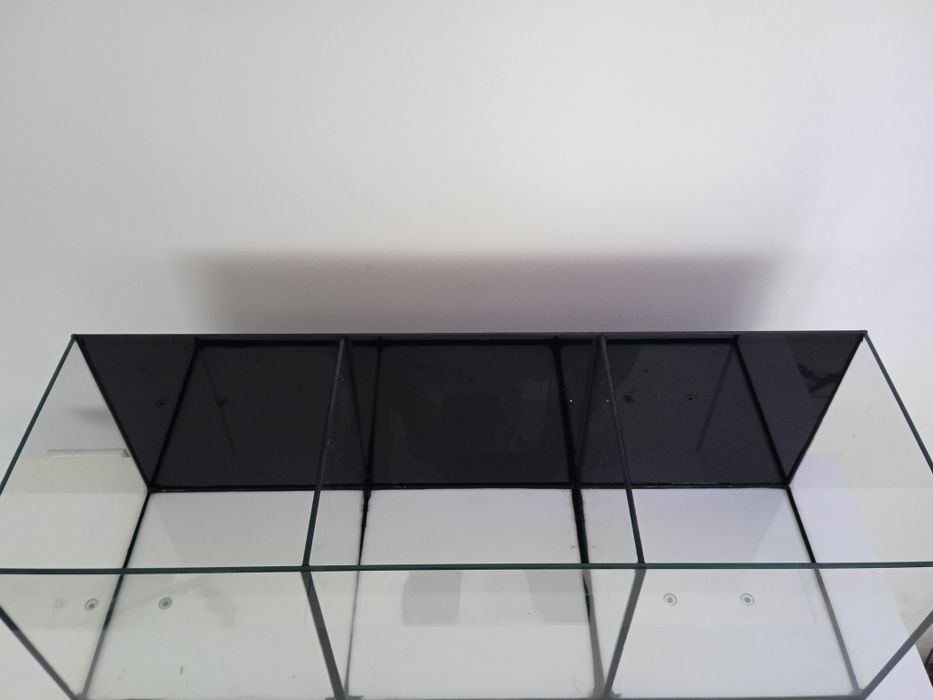 Aquário 60x20x20 dividido em 3 novo