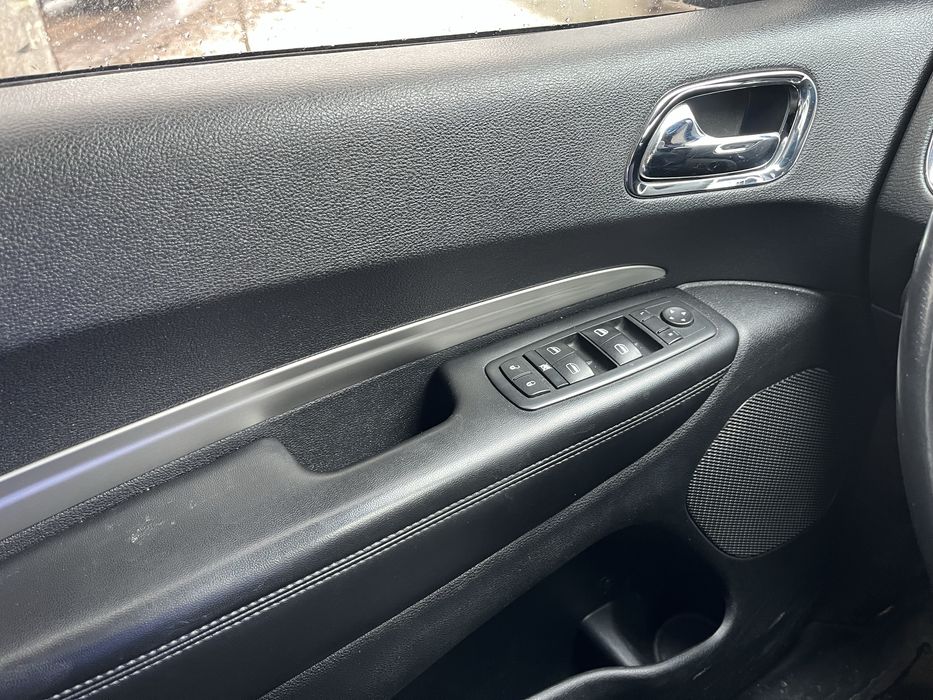 Продам dodge Дюранго 2015г.3,6 газ/бенз