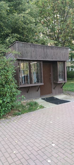 Kiosk Pawilon handlowy Kraków okolice DH.WANDA.
