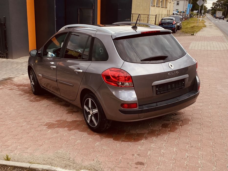 Renault Clio kombi 1.2 nawigacja alusy  zadbany