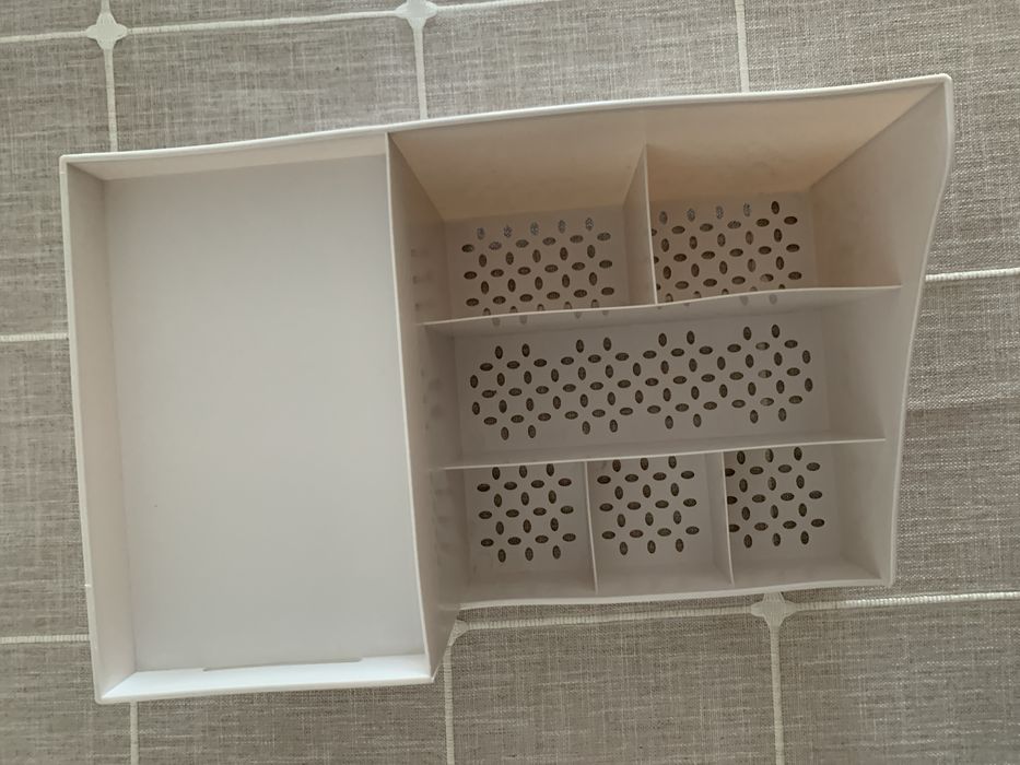 Caixa arrumacao beje - como nova