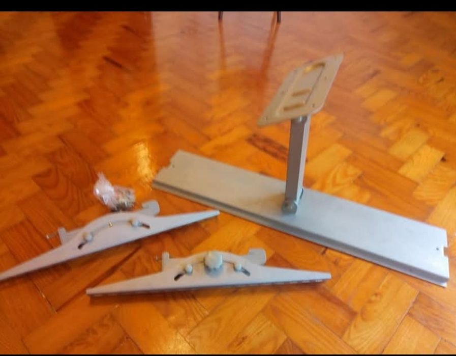 Suporte de parede para televisão