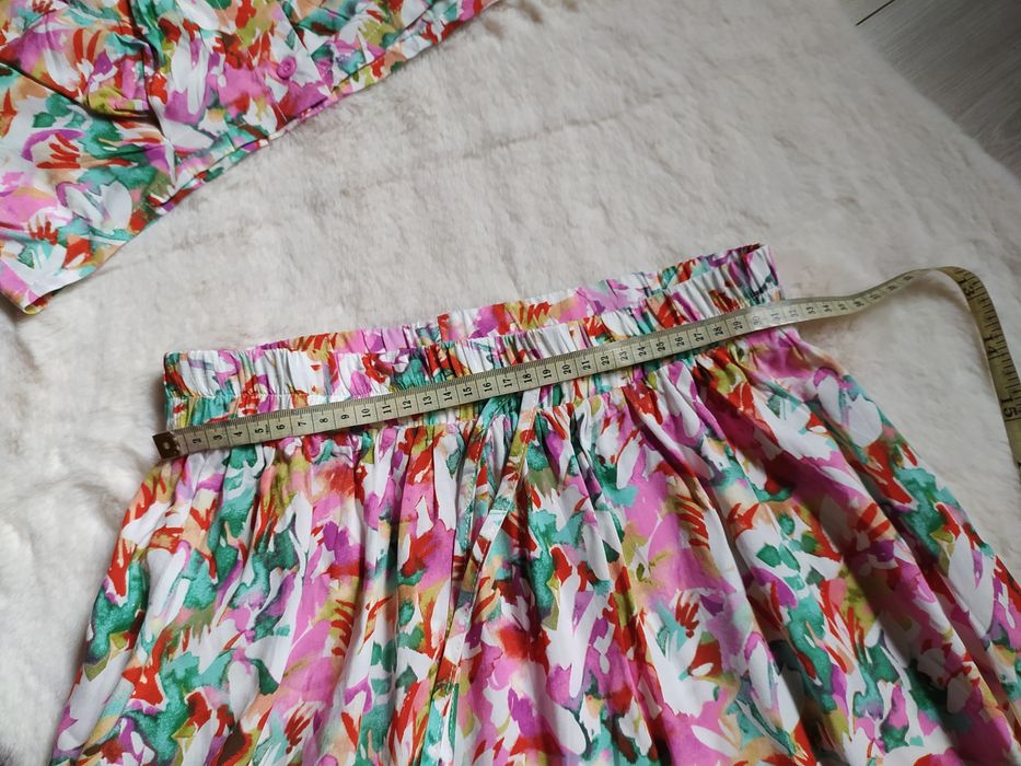 Komplet spódniczka+ crop top koszula M