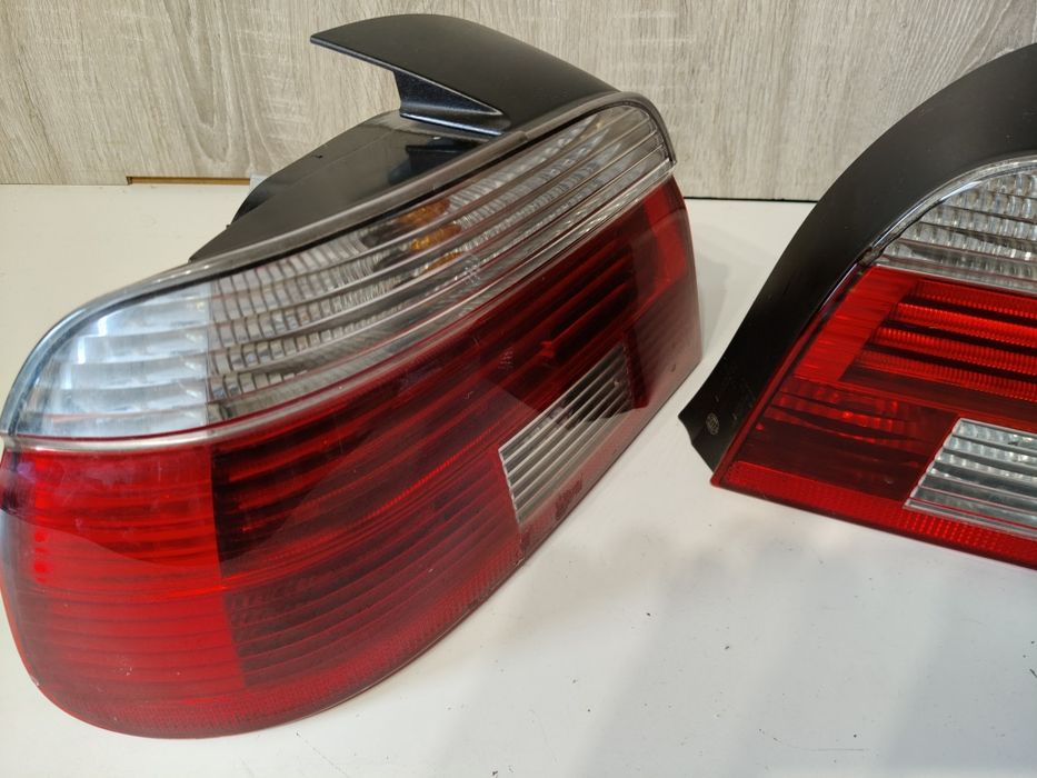 BMW E 39 sedan lampy tył LED M pakiet białe kierunki