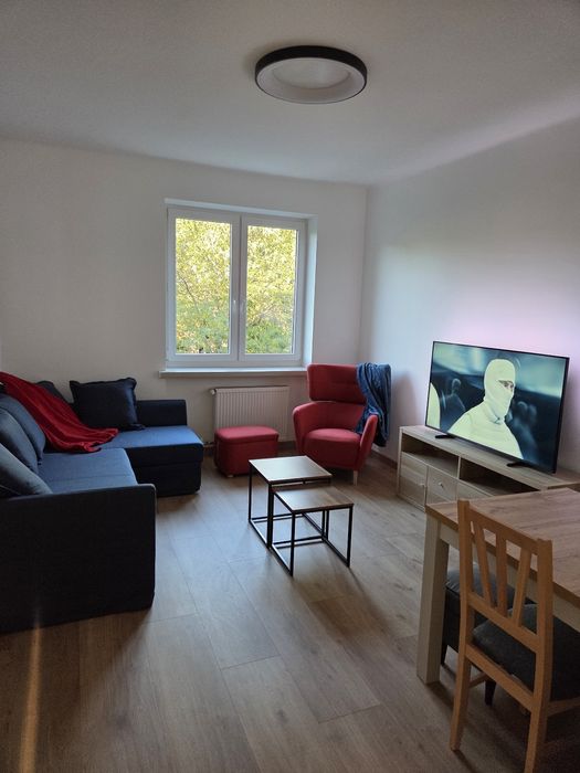 Mieszkanie 3 pokojowe + kuchnia 54m2 wynajmę