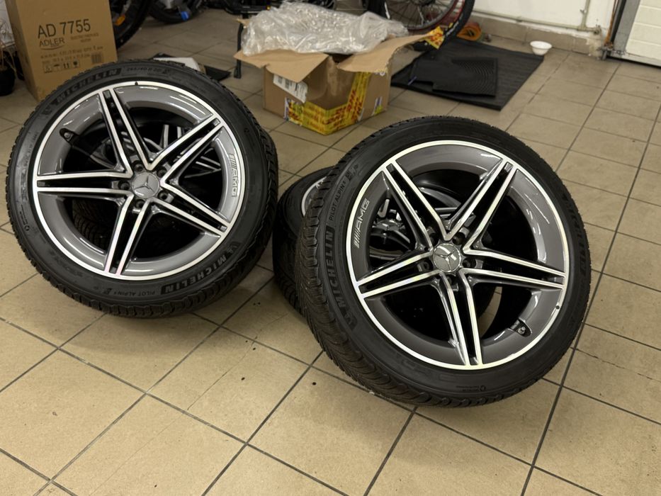 Kola felgi Mercedes GT AMG OEM 20