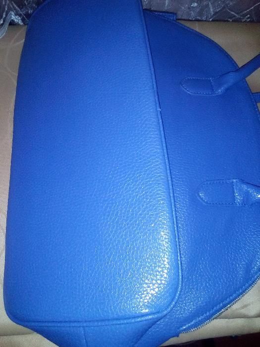 нова сумка голубого кольору