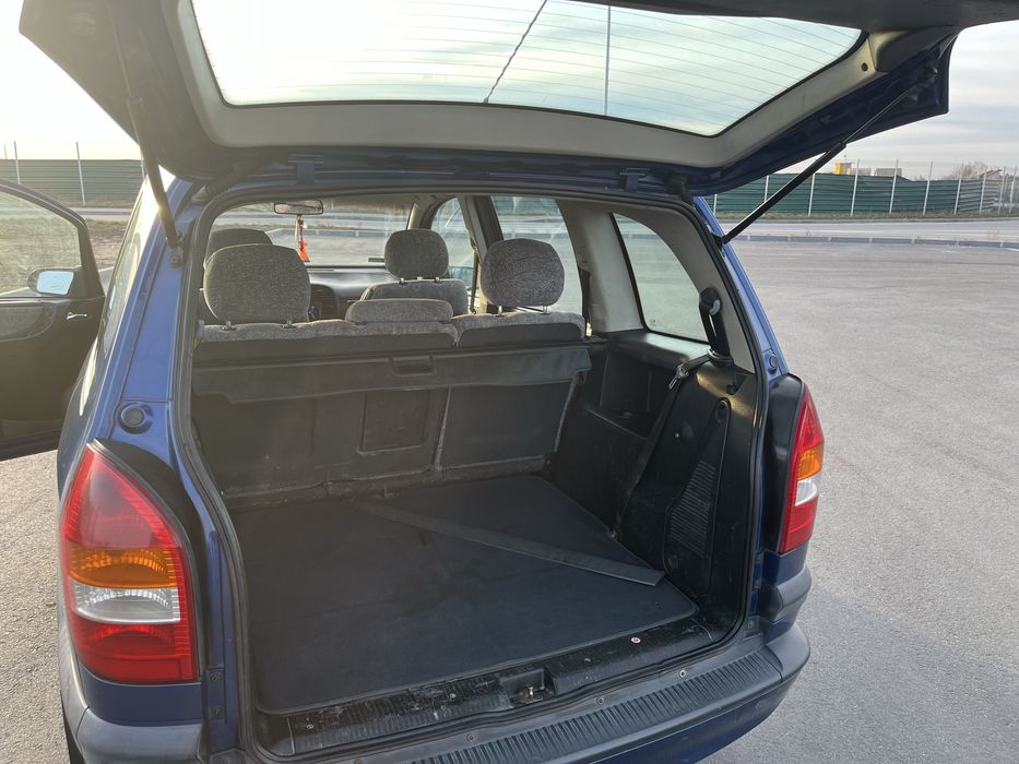 Opel Zafira 2001