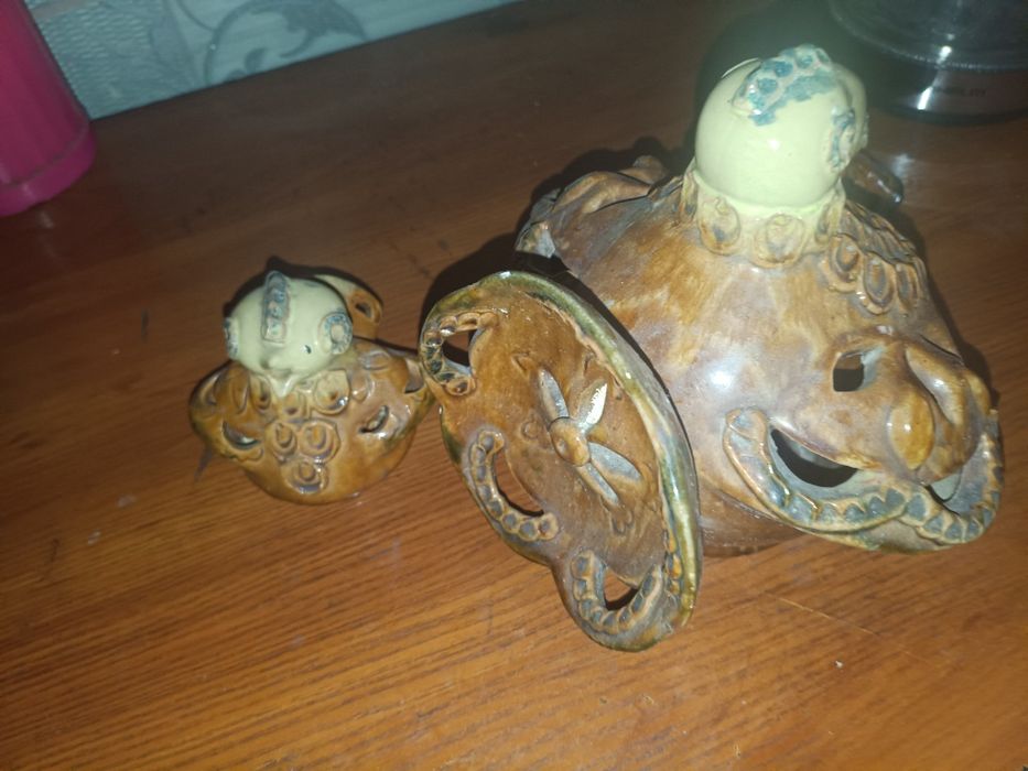 Глиняные статуэтки индюков