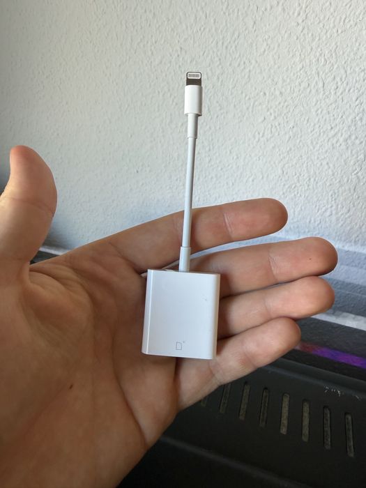 Apple Lightning to SD Card Camera Reader