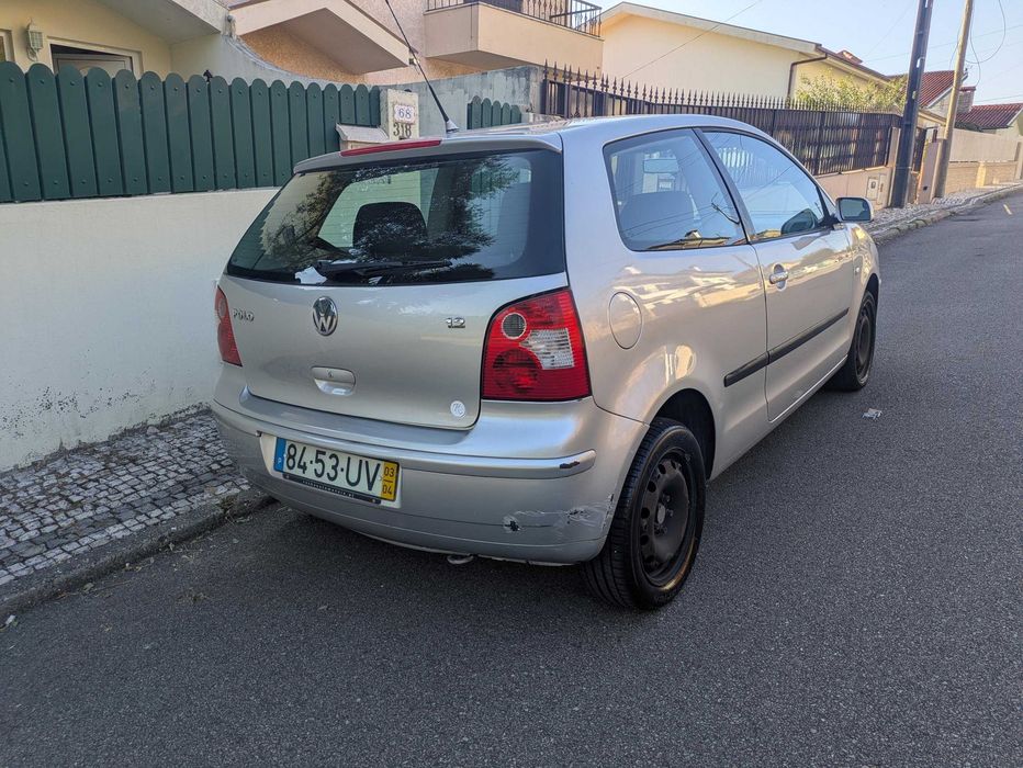 Volkswagen Polo 1.2 - Ano: 2003 : Gasolina : 160 223 km