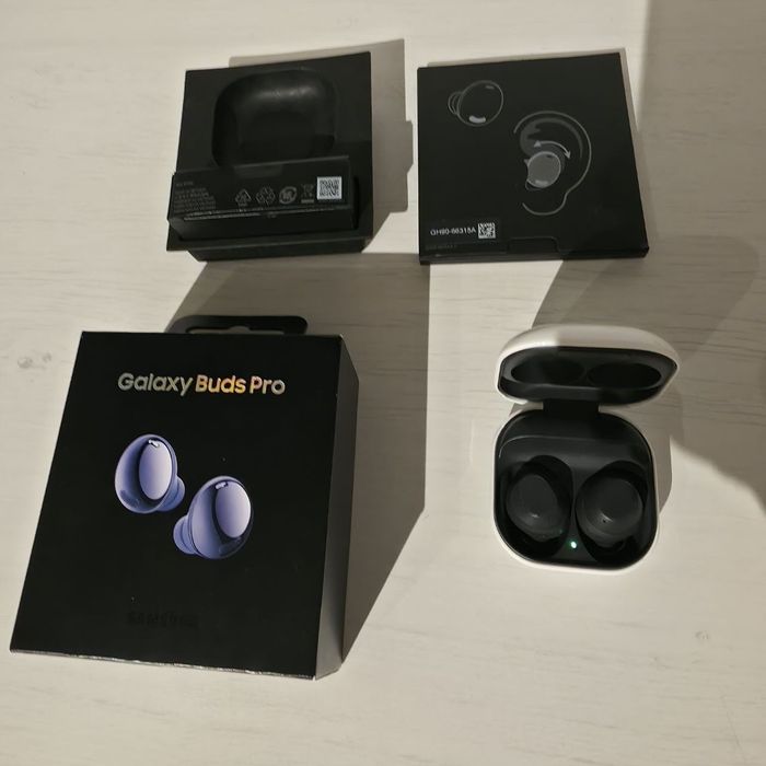 Навушники Samsung Galaxy Buds Pro