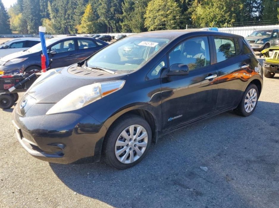 Продам Nissan Leaf 2014 (возможна рассрочка)