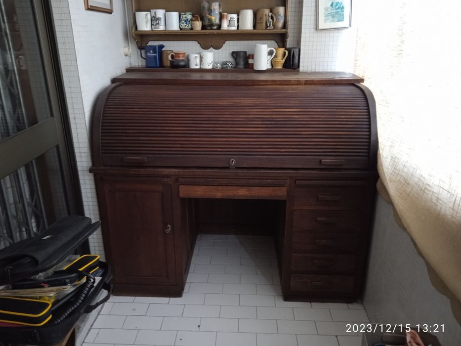 Secretária industrial