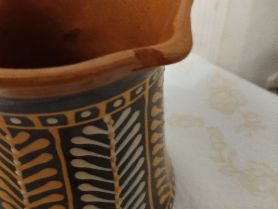 Майоліка: глечики, кухоль