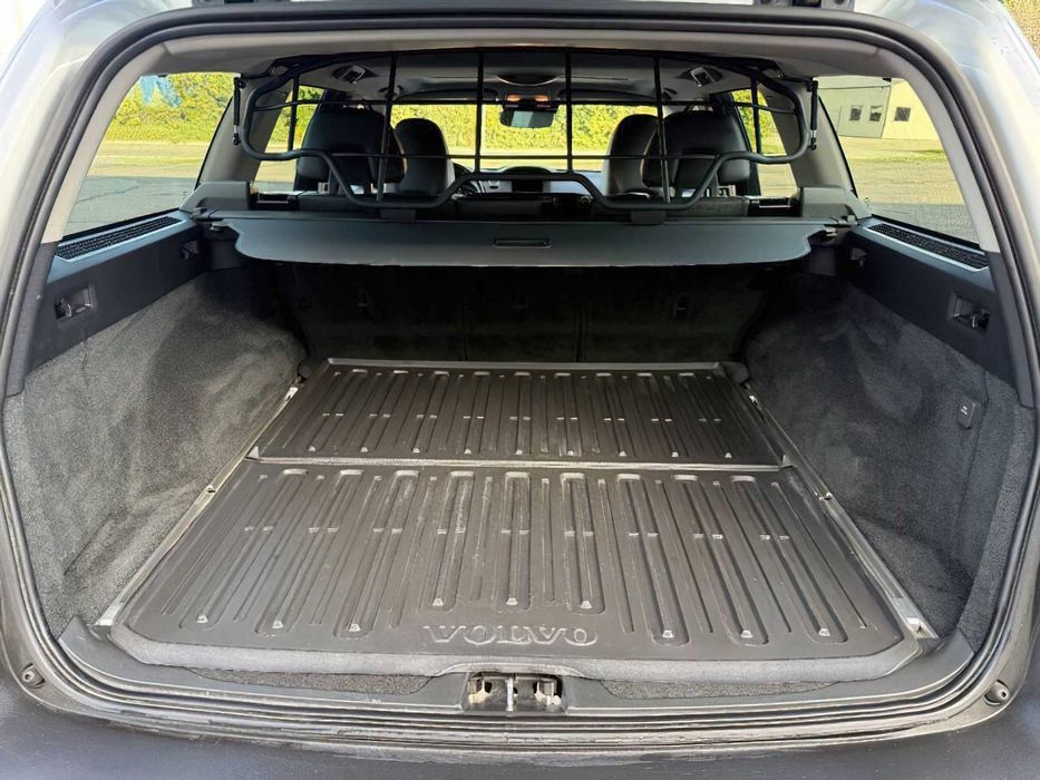 Volvo XC70      2016