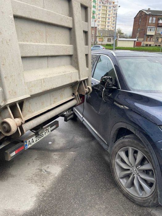 Дверь передня права Infiniti QX50