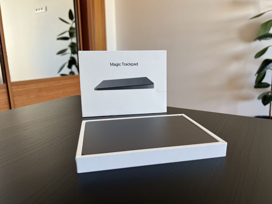 598-Apple Magic Trackpad 2 Space Gray