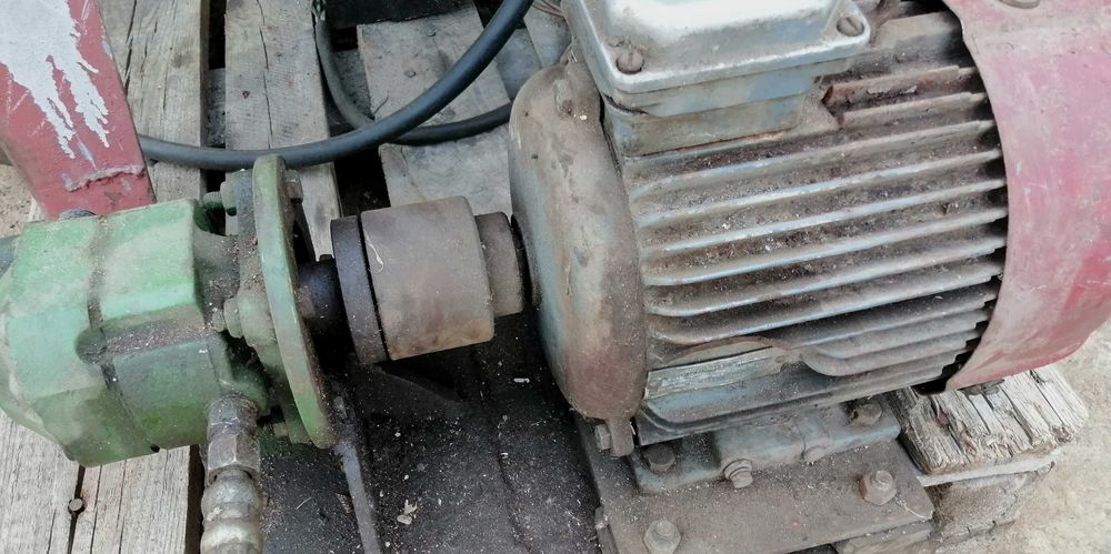 Електродвигун - 4кВт /960об.