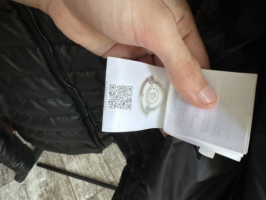 Moncler оригинал мужская кожаная пуховая куртка.
