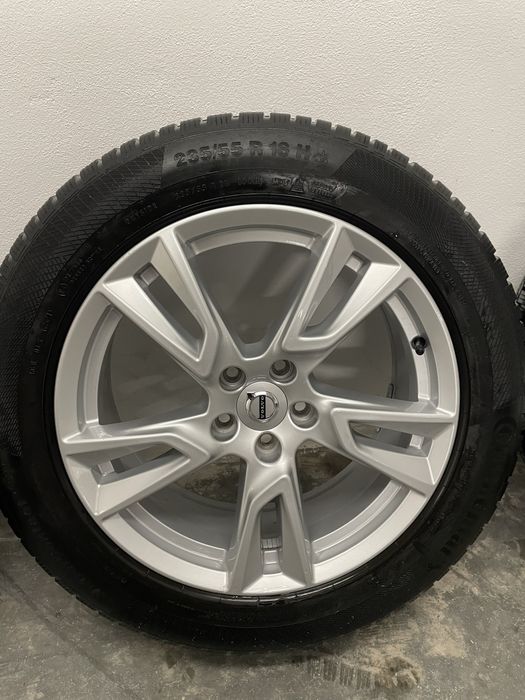 Jantes Volvo 18 polegadas com pneus