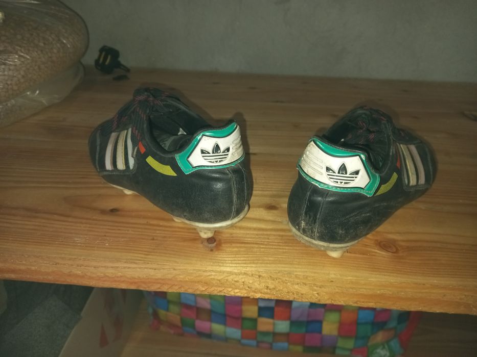 Буци футбольні для хлопчика.