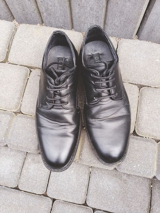 Buty eleganckie młodzieżowe