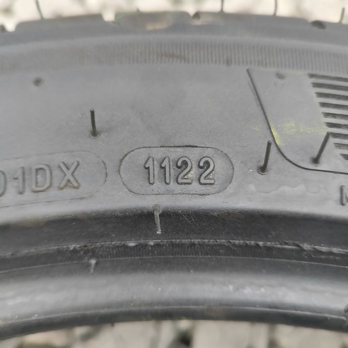 Пара літніх шин Michelin 235/45 R19 235*45 19 Pilot Sport 4 001994