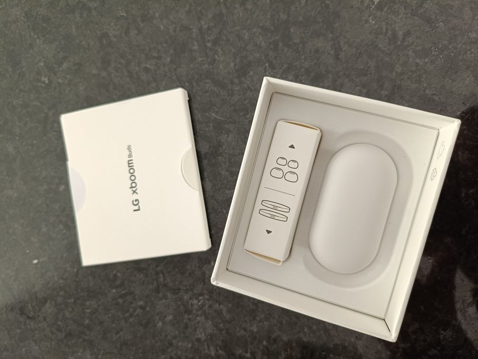 Auriculares LG Xboom Buds