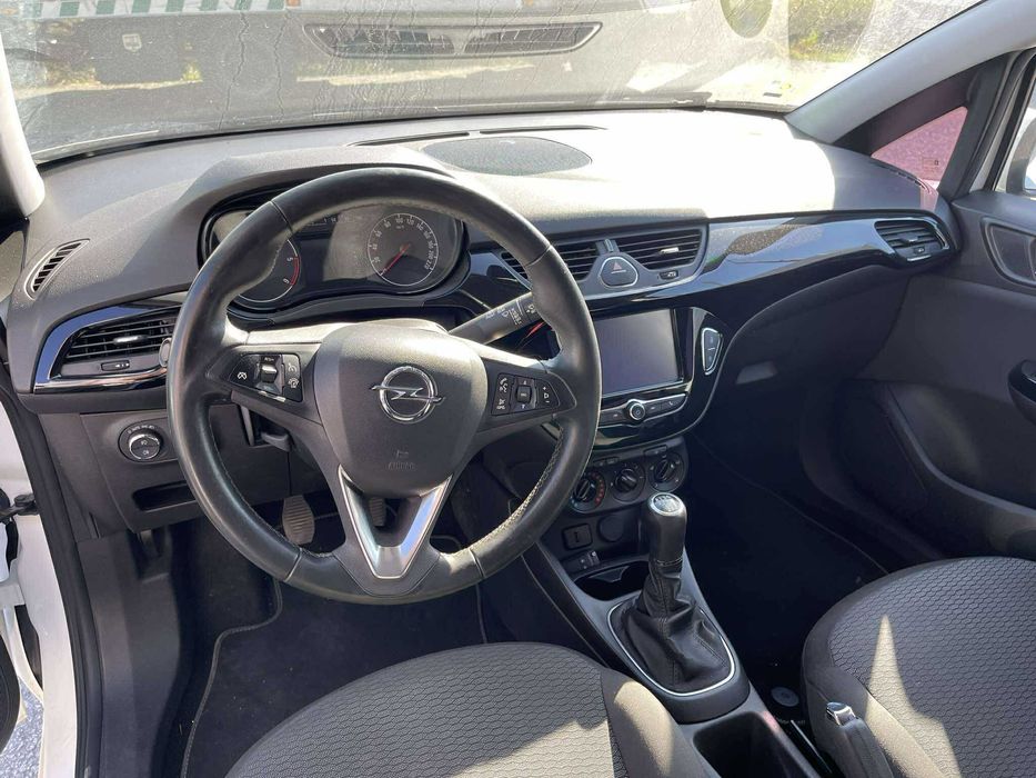Opel Corsa E 2017 para peças!
