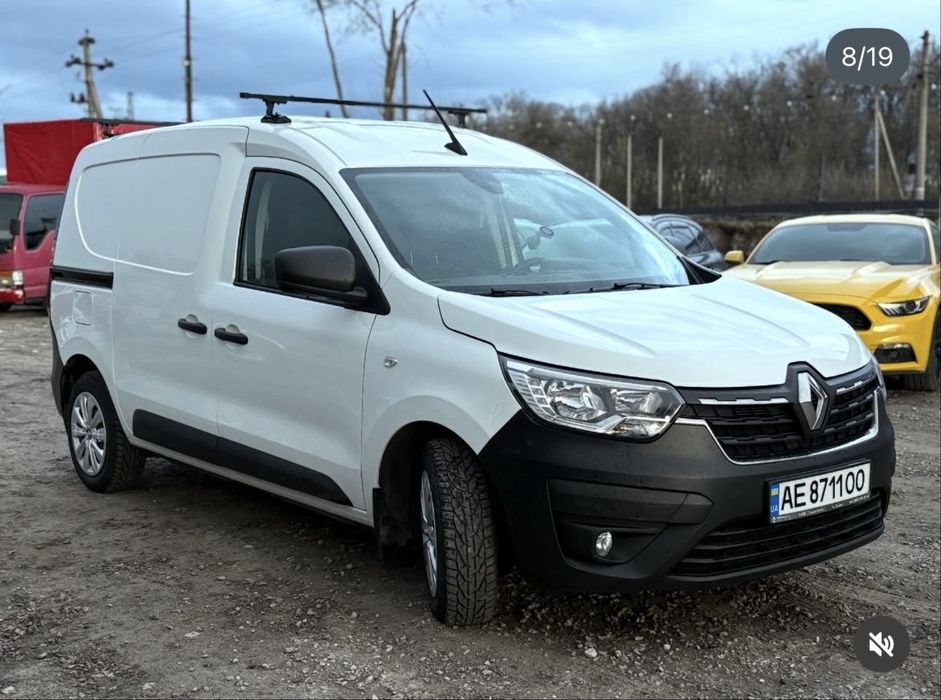 Авто Renault Express 2022