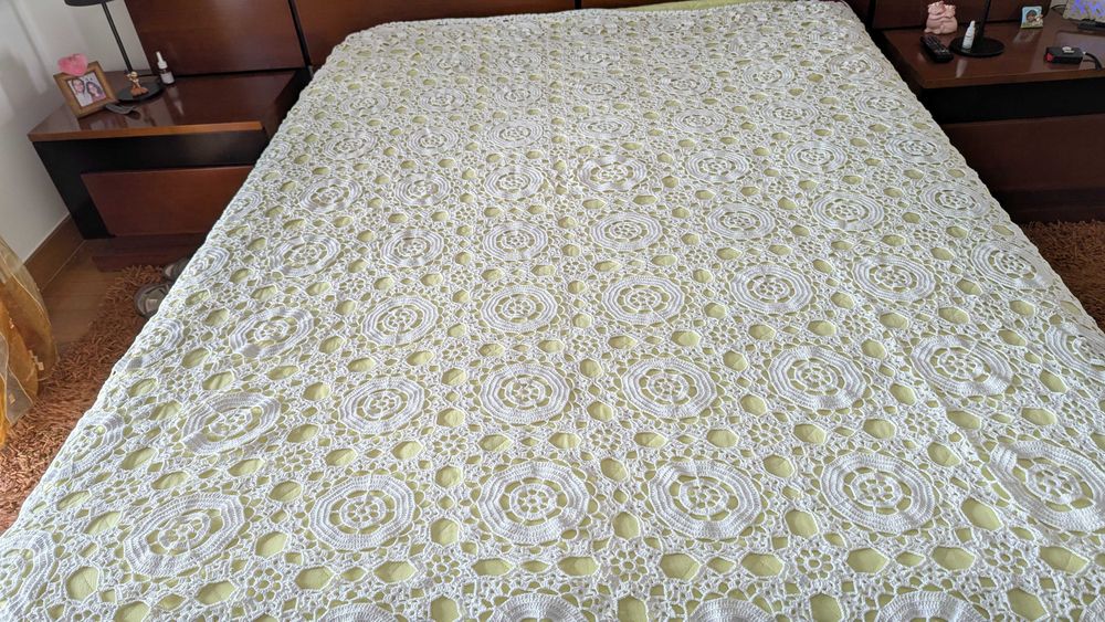 Colcha em crochet antiga