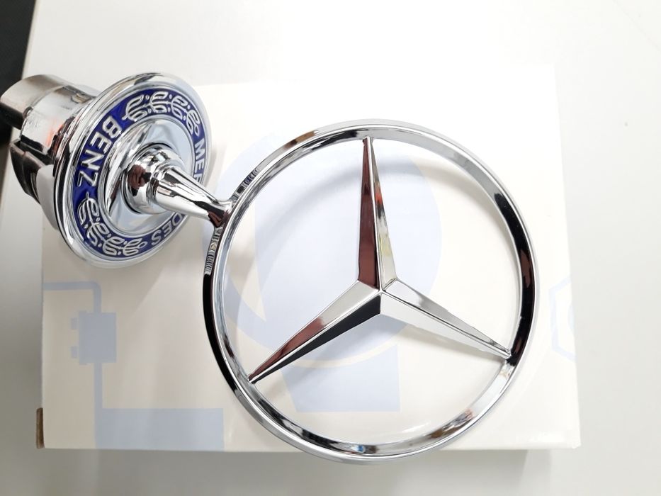 Simbolo Mercedes capon frente Novo