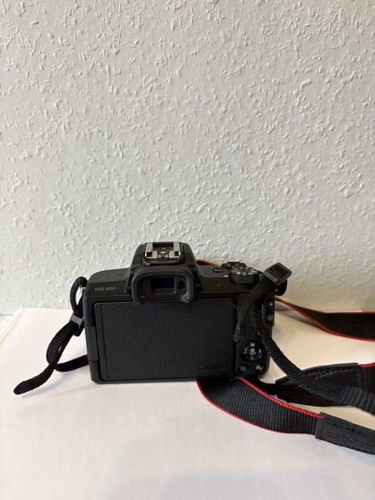 Aparat CANON EOS M50