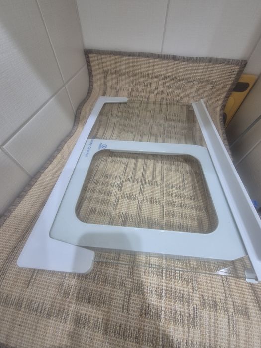 Indesit półka, części do półki