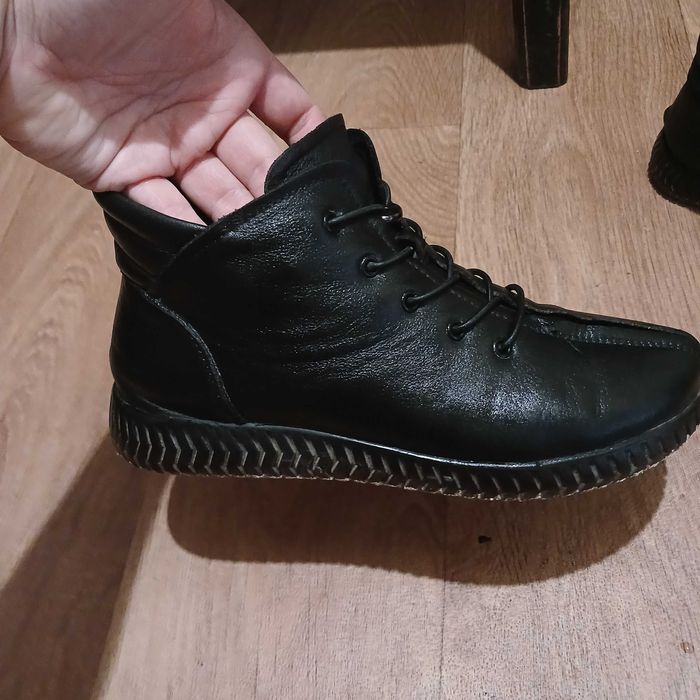 Осінні демісезонні черевики з натуральної шкіри 24.5 см