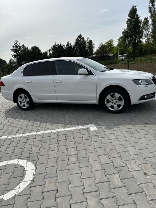 Skoda Superb  Tsi