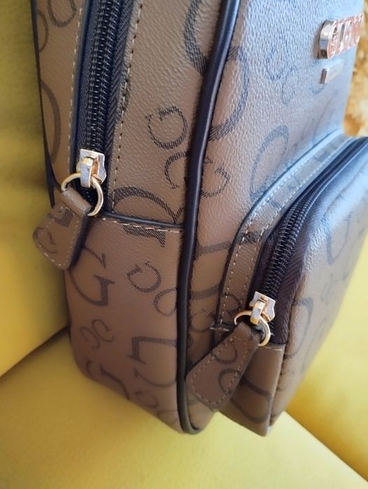 Plecak nerka torebka Guess