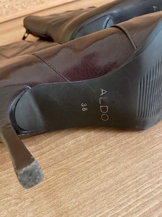 Botas ALDO Castanhas em Pele Tam. 38 em bom estado