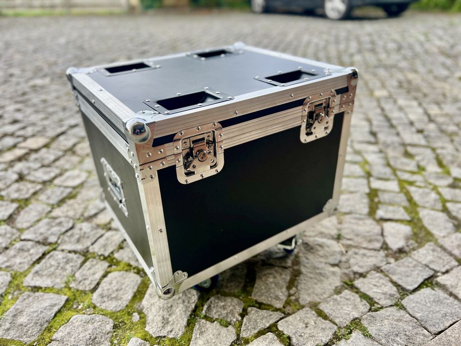 Moving Head Beam 200W LED + Flight Case