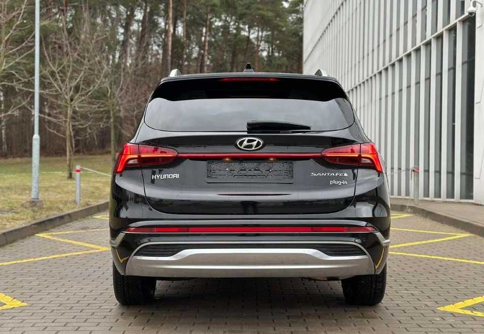 Продам Hyundai Santa Fe 2021 року