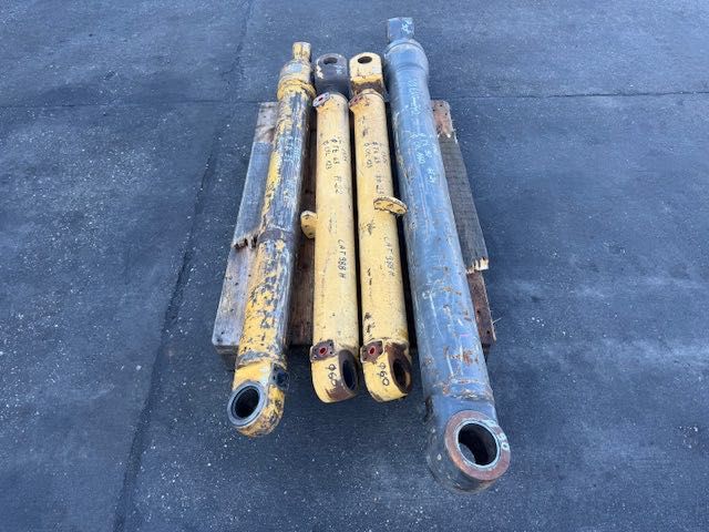 siłownik hydrauliczny do koparki używany