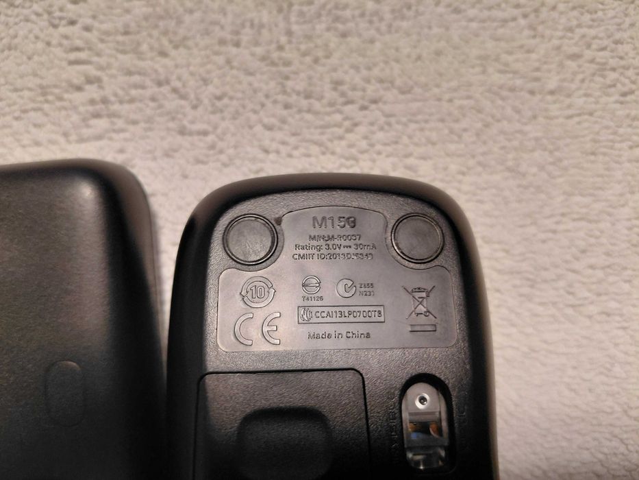 Logitech Teclado MK220 + Rato M150