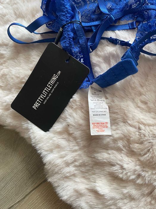 PrettyLittleThing 1x biustonosz M